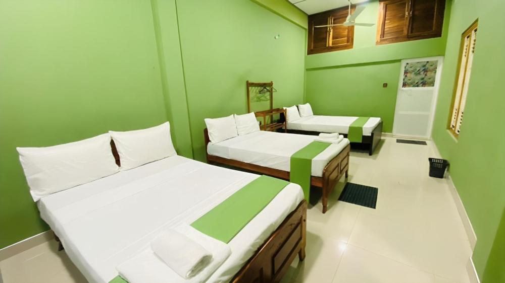 Columbus Villa Jaffna Exteriör bild